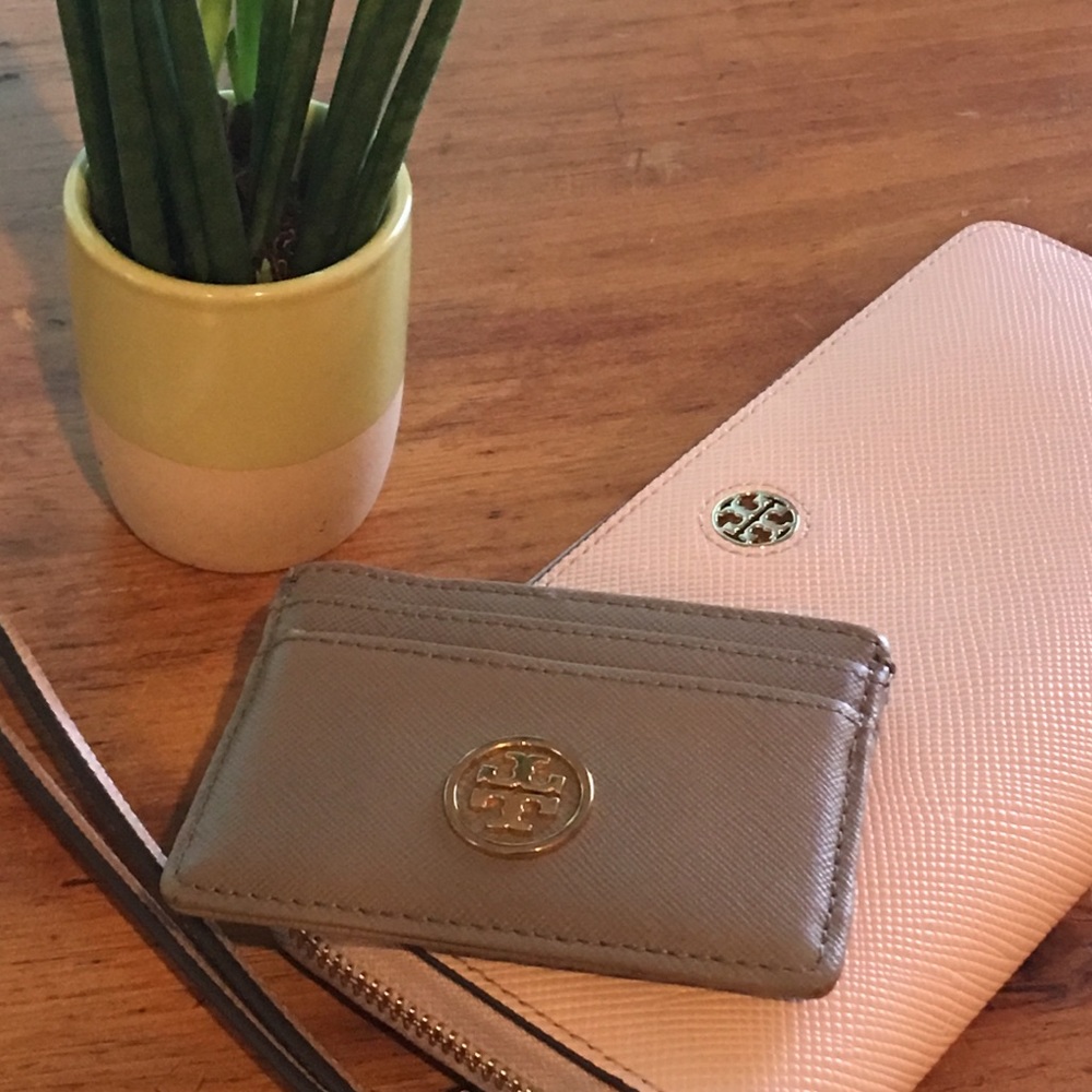 Tory Burch Robinson Leather Slim Card Case